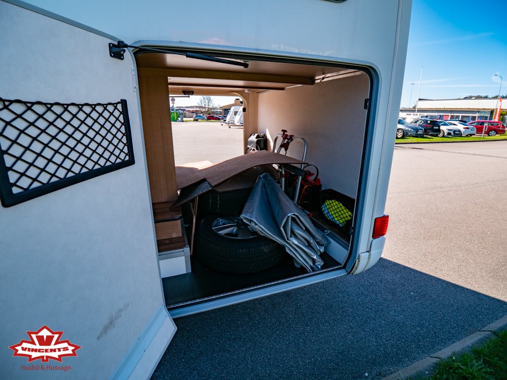 Hymer-T 678 CL *ALDE *Långbäddar *Taksäng-(2013)-3290129