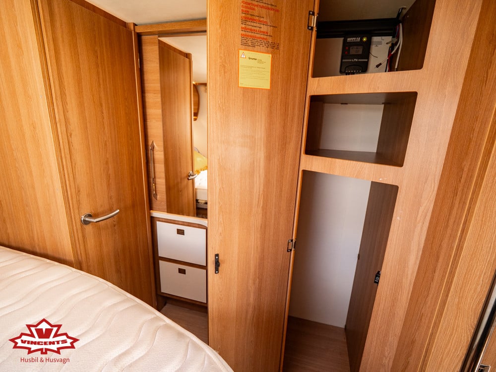 Rapido-F 896 *Queensbädd *Solcell *B-körkort-(2020)-3276187