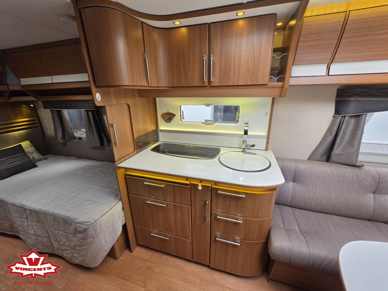 KABE-SAFIR ETDL KS *Långbädd *Mover *Elektriska stödben-(2013)-3273684