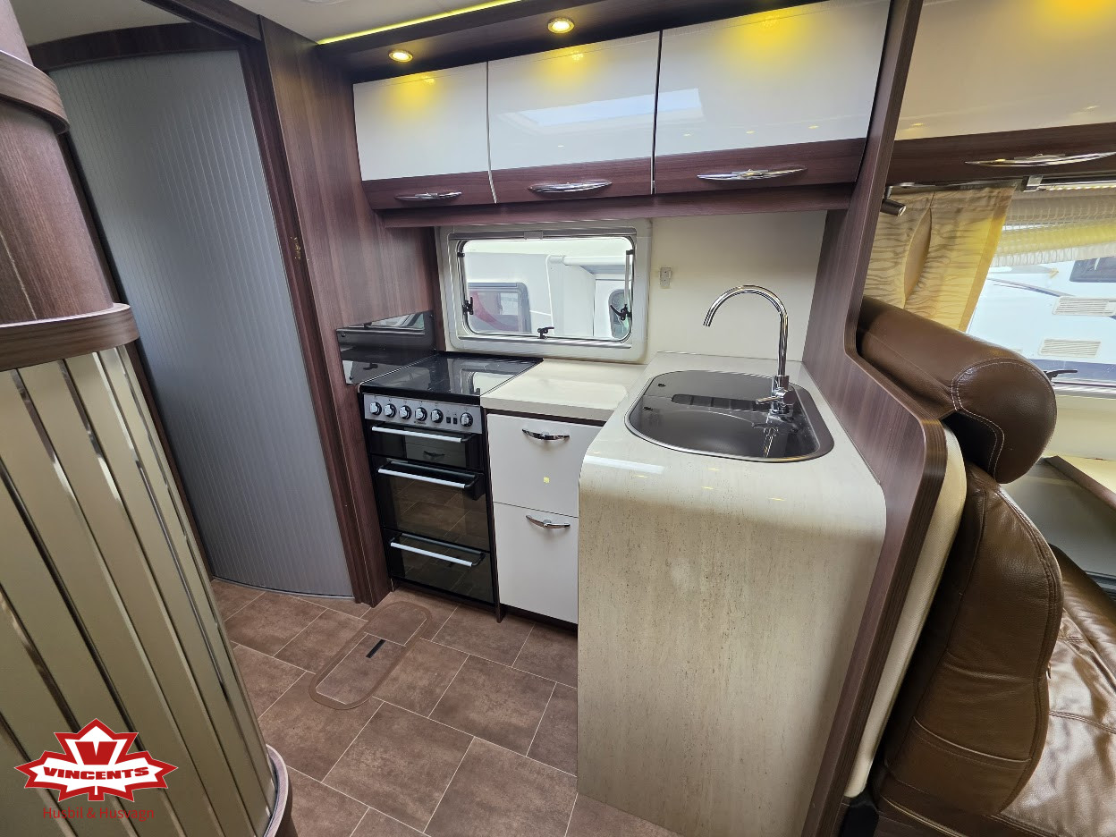 Bürstner-BA7471 *Alkov *ALDE *AC-bodel-(2014)-3270555