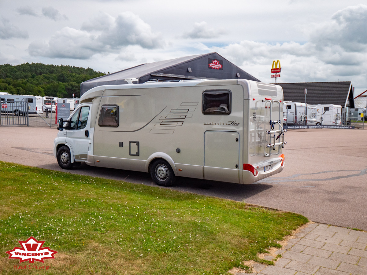 Hymer-T 674 CL *Solcell *Långbädd-(2011)-3265020