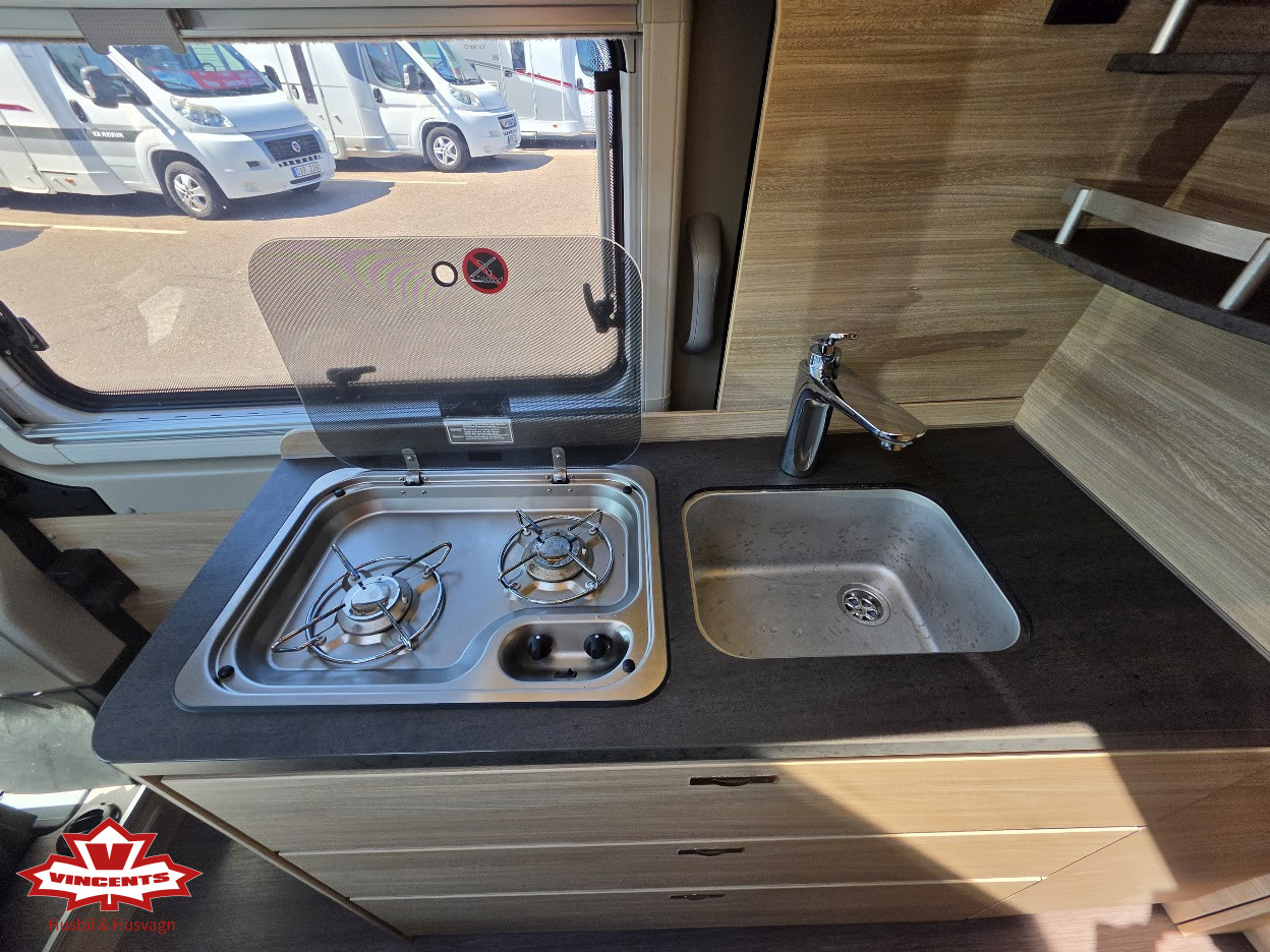 Knaus-Boxstar 600 *Lågmil *Truma *Automat-(2018)-3282918
