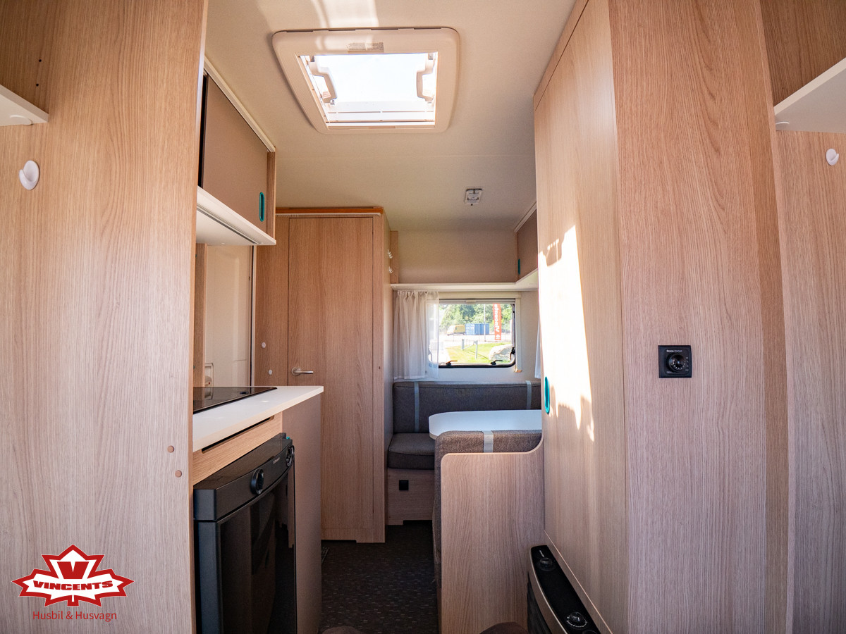 Adria-AVIVA 400 PS *Truma-(2018)-3279108