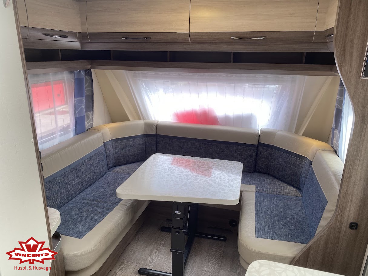 Hobby-460 LU DE LUXE *Truma *Långbädd *Golvvärme-(2015)-3298934