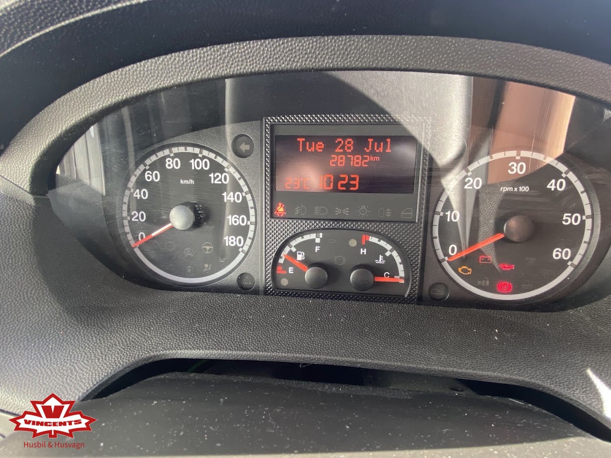 TEC-V 640 *Långbäddar *Truma *Markis-(2012)-3296894