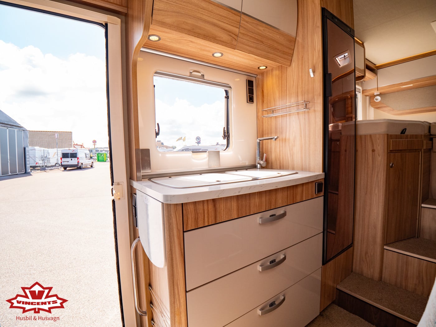 Hymer-T 574 CL *Långbäddar *Solcell-(2019)-3296813
