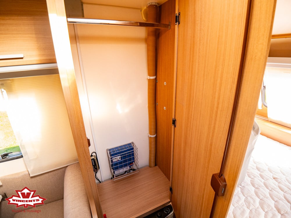 Adria-AVIVA 390 PS-(2016)-3314451