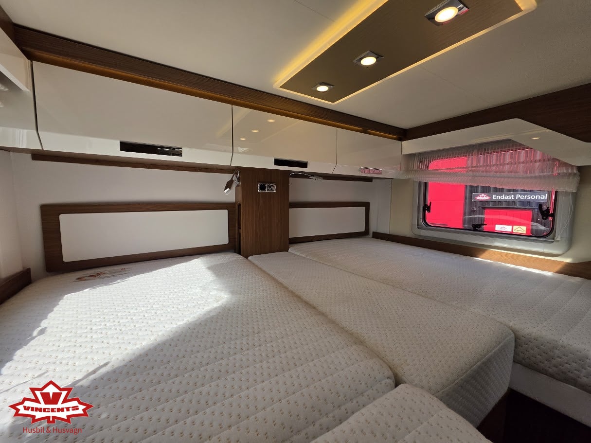 Bürstner-Elegance I 910 *Solcell *AC-bodel *Skinnklädsel-(2019)-3317375