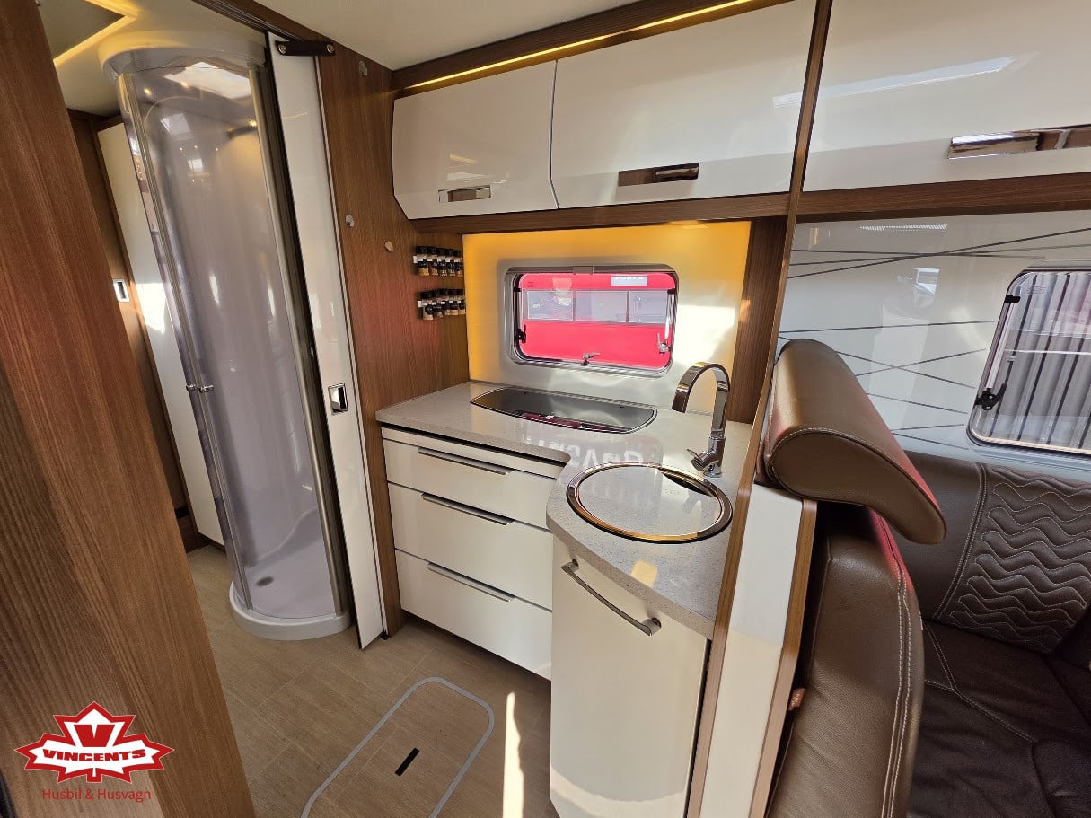 Bürstner-Elegance I 910 *Solcell *AC-bodel *Skinnklädsel-(2019)-3317368
