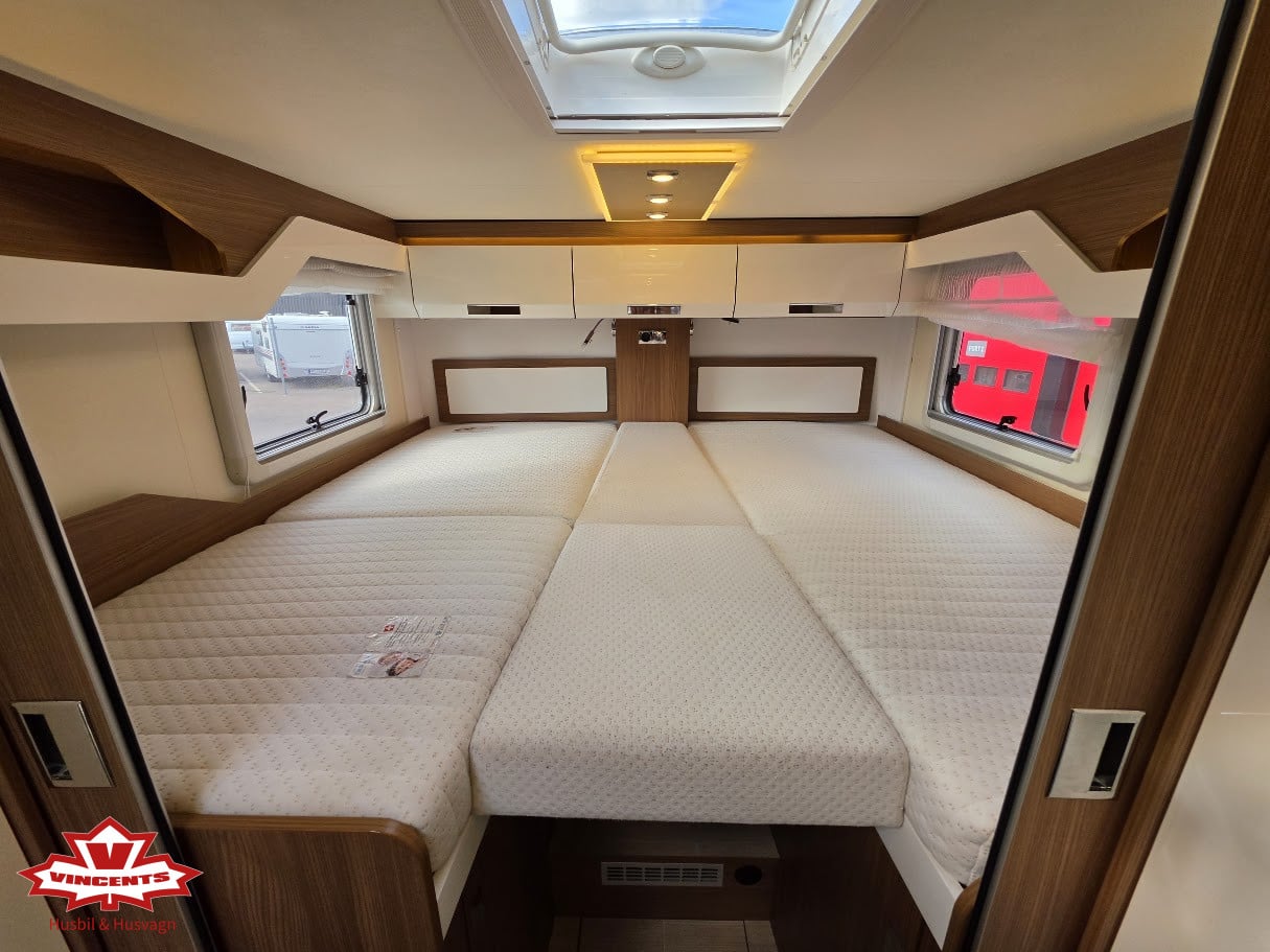 Bürstner-Elegance I 910 *Solcell *AC-bodel *Skinnklädsel-(2019)-3317373