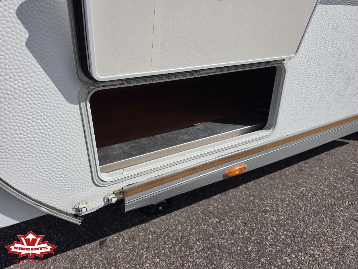 Adria-ALPINA 563 UL *Alde *AC *Långbäddar-(2012)-3333361