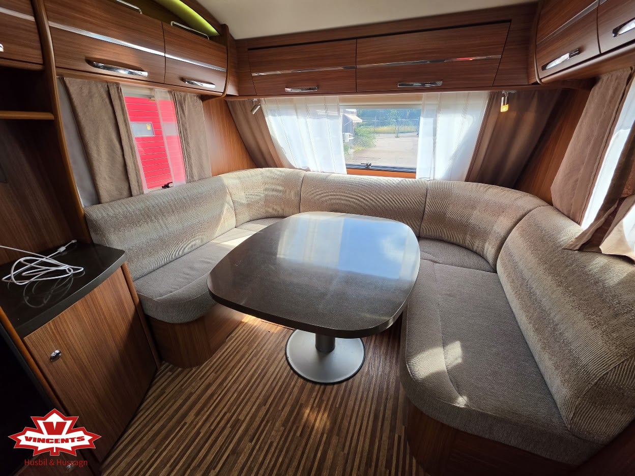 Adria-ALPINA 563 UL *Alde *AC *Långbäddar-(2012)-3333349