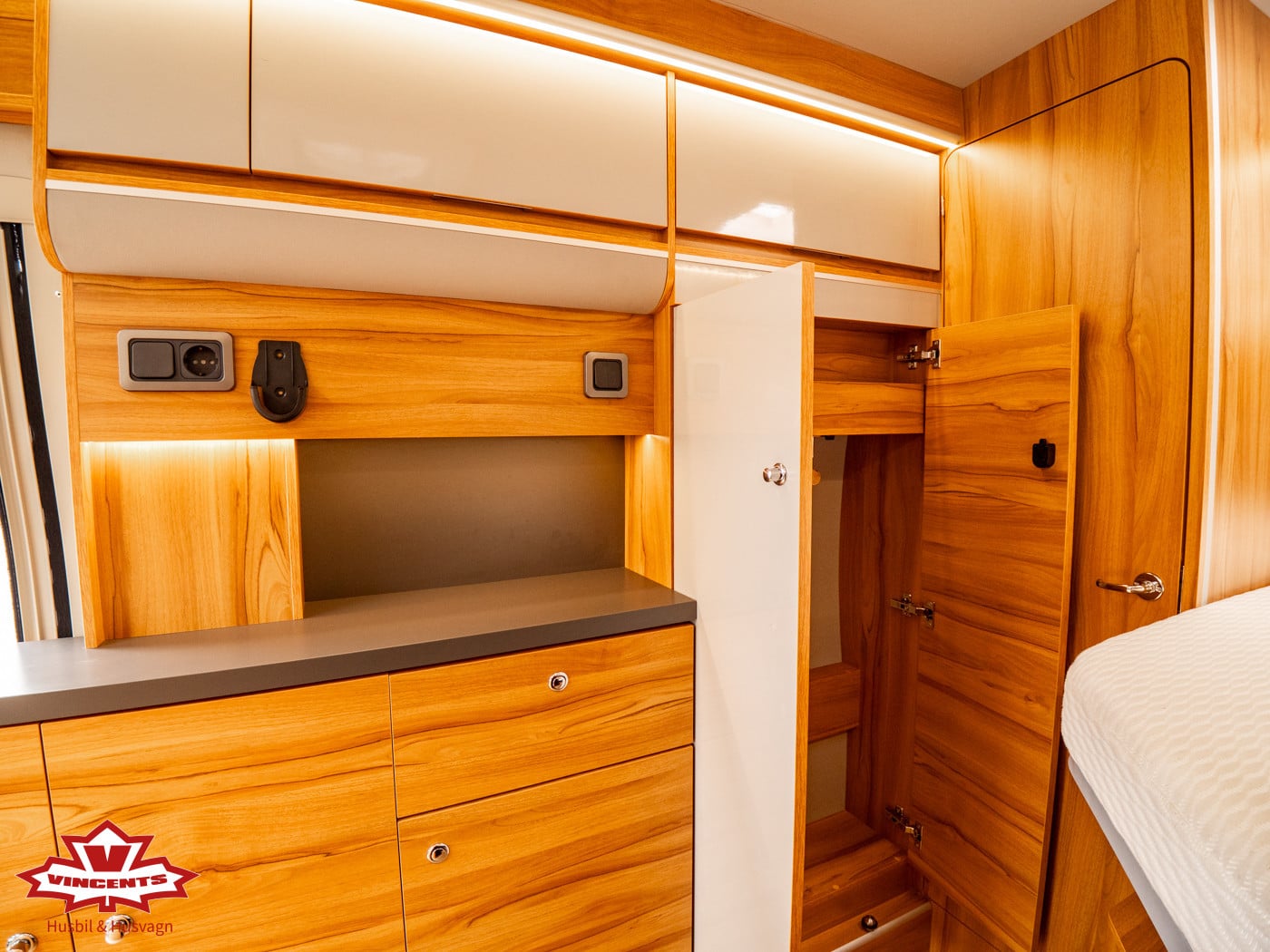 KABE-AFFINITY CAMPER VAN One 295 *Automat *Solcell-(2023)-3306927