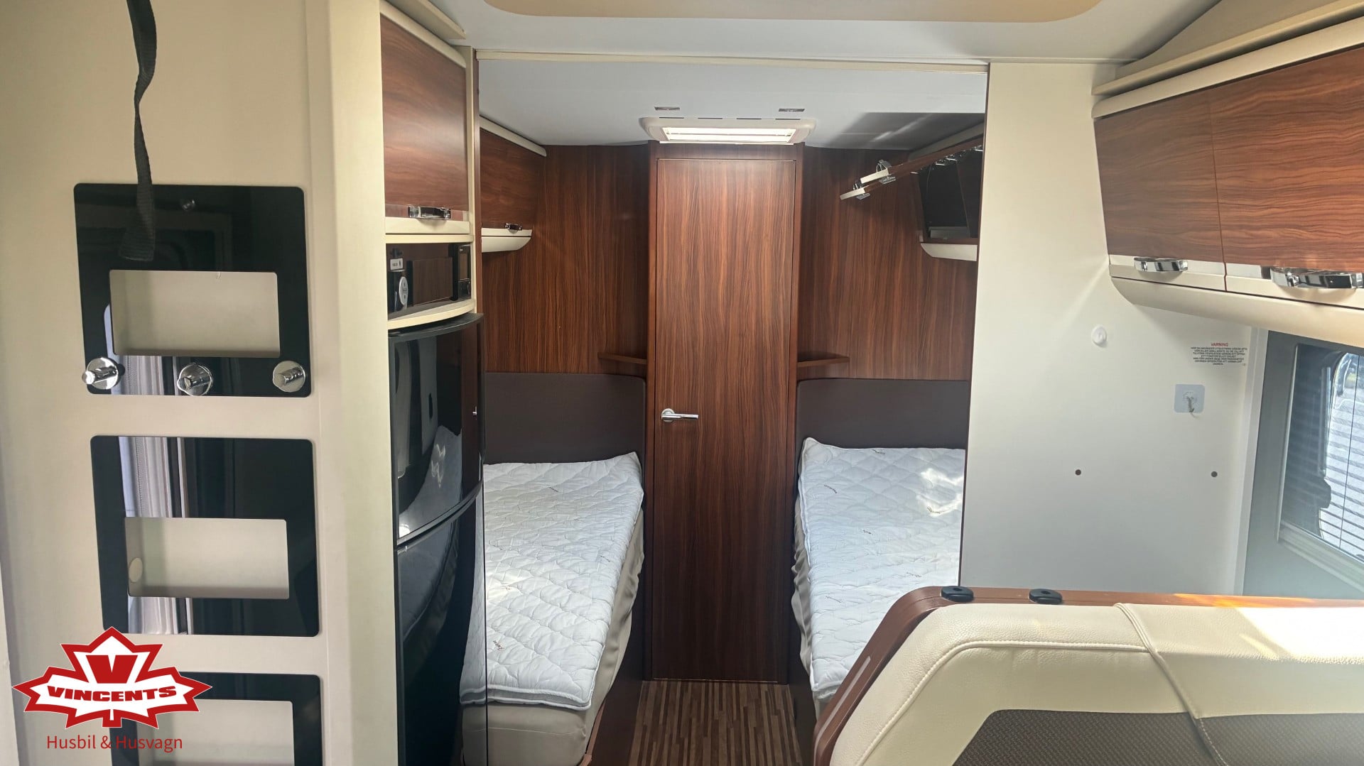 Adria-MATRIX M 670 SLT *Långbädd *Toa bak *Solcell *KOMMANDE-(2015)-3303180