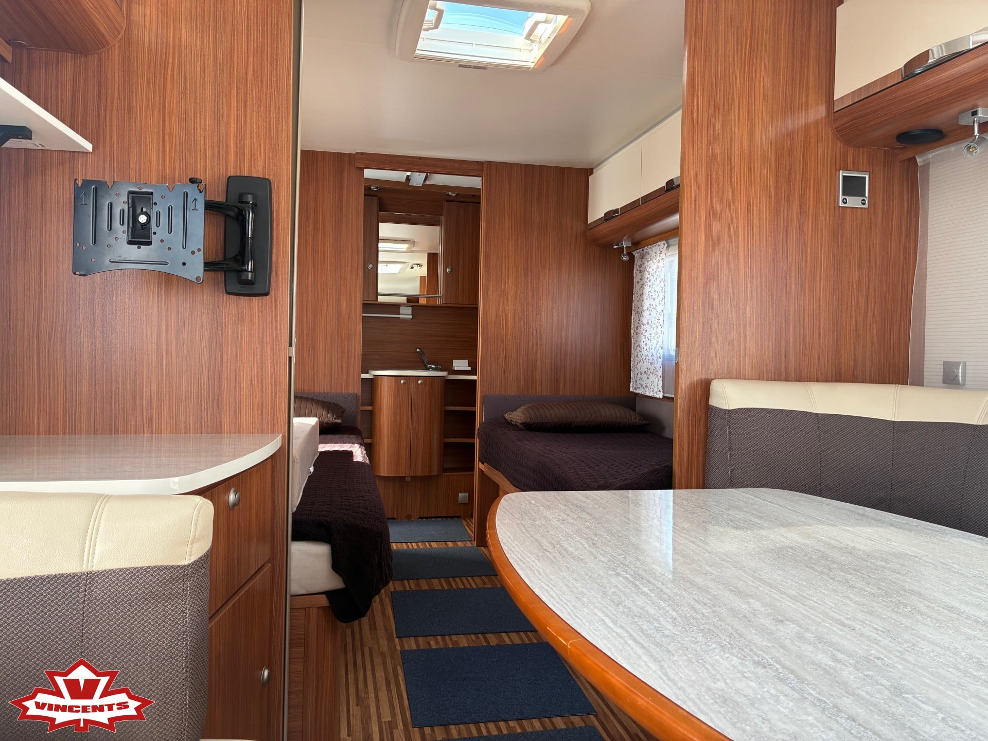 Adria-ADORA 613 HT *Långbäddar *ALDE *KOMMANDE-(2014)-3344835