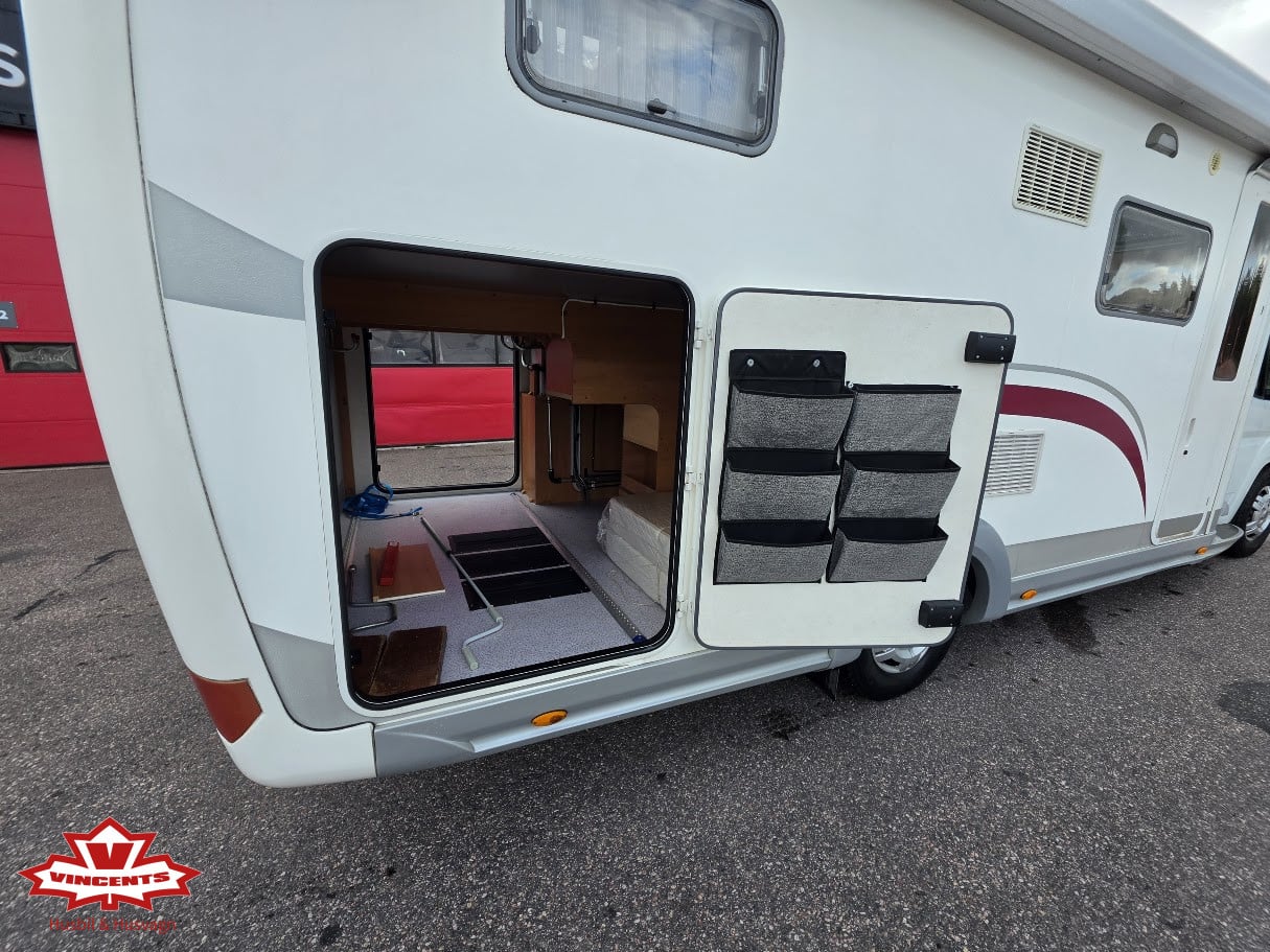 Eura Mobil-CT 700 EB *Långbäddar *ALDE *Kamkedja-(2009)-3333532
