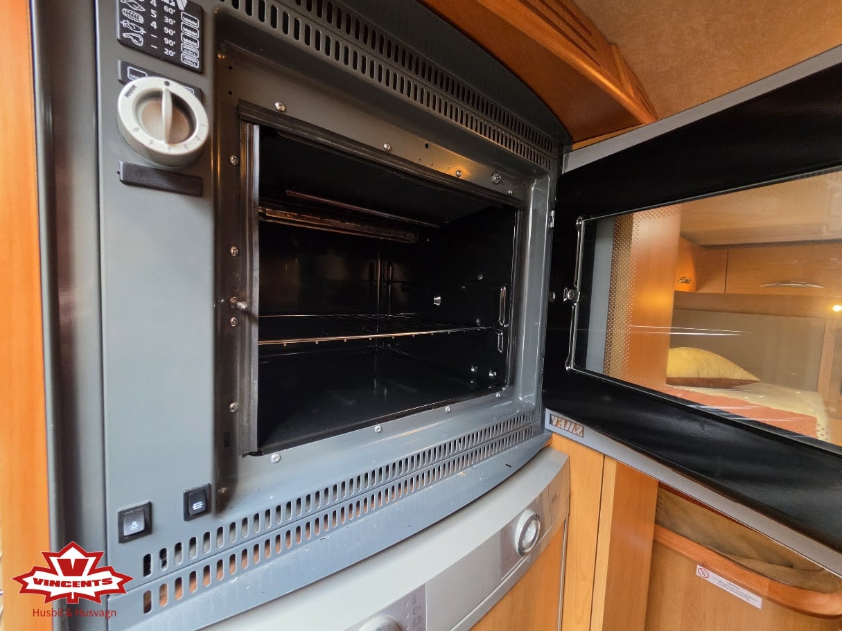 Eura Mobil-CT 700 EB *Långbäddar *ALDE *Kamkedja-(2009)-3333519