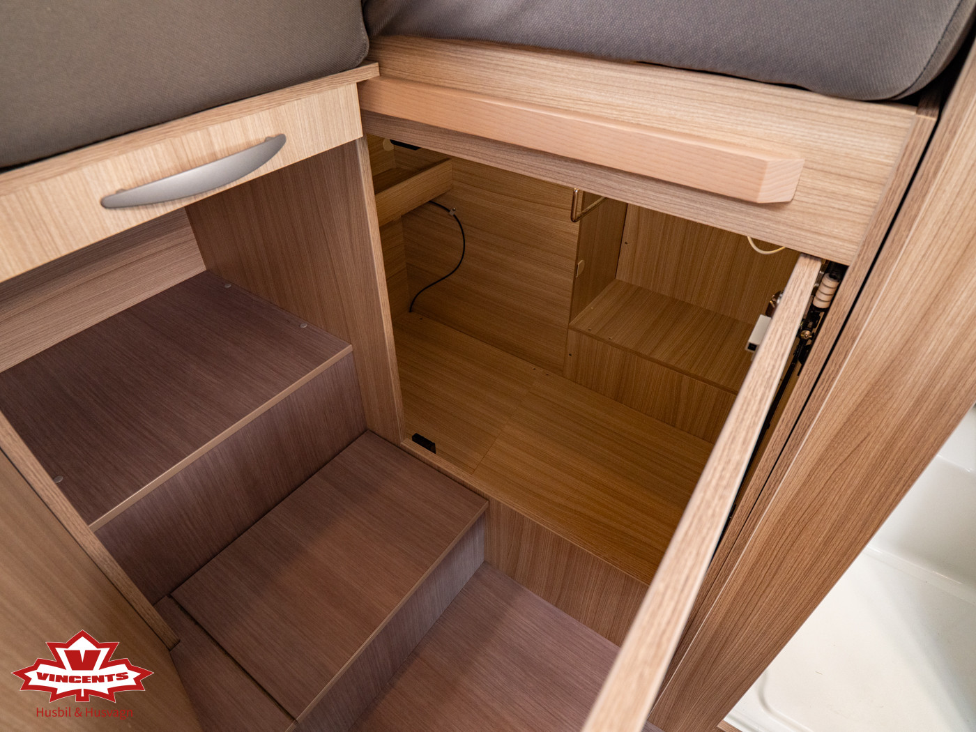 Adria-COMPACT SL *Långbädd *Solcell *B-körkort-(2020)