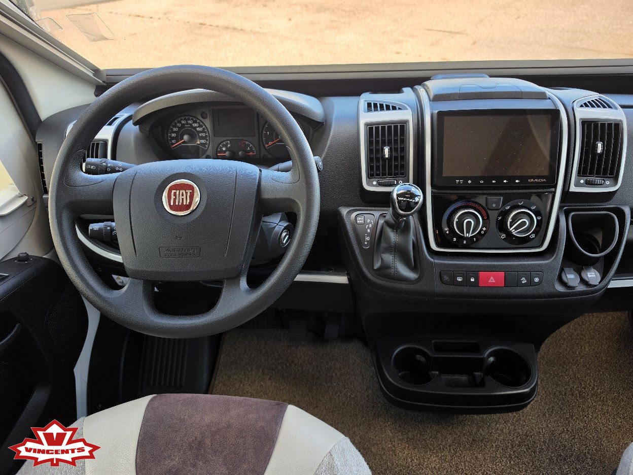 Pilote-P 746 C *Automat *ALDE *Queenbädd-(2020)-3344829