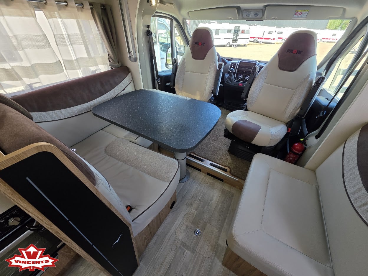 Pilote-P 746 C *Automat *ALDE *Queenbädd-(2020)-3344815