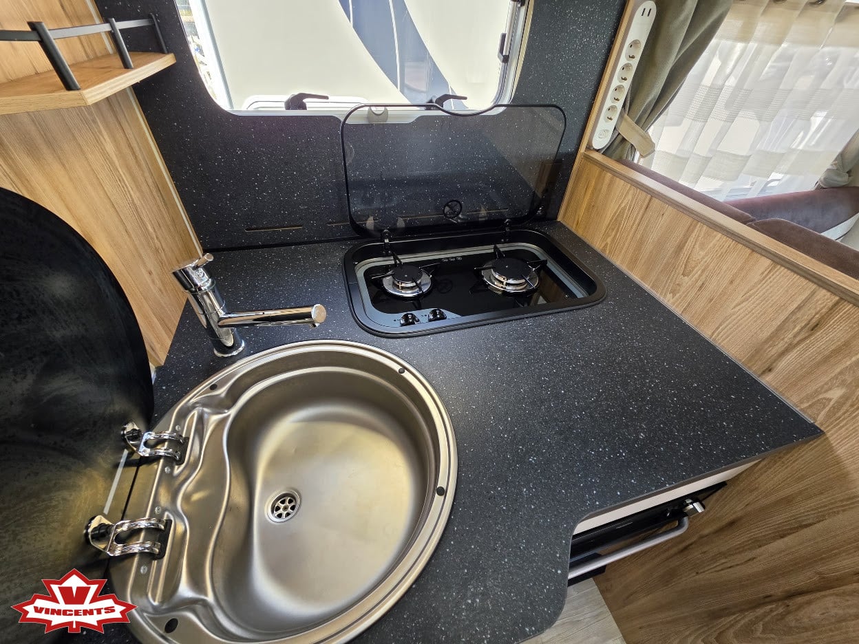 Pilote-P 746 C *Automat *ALDE *Queenbädd-(2020)-3344817