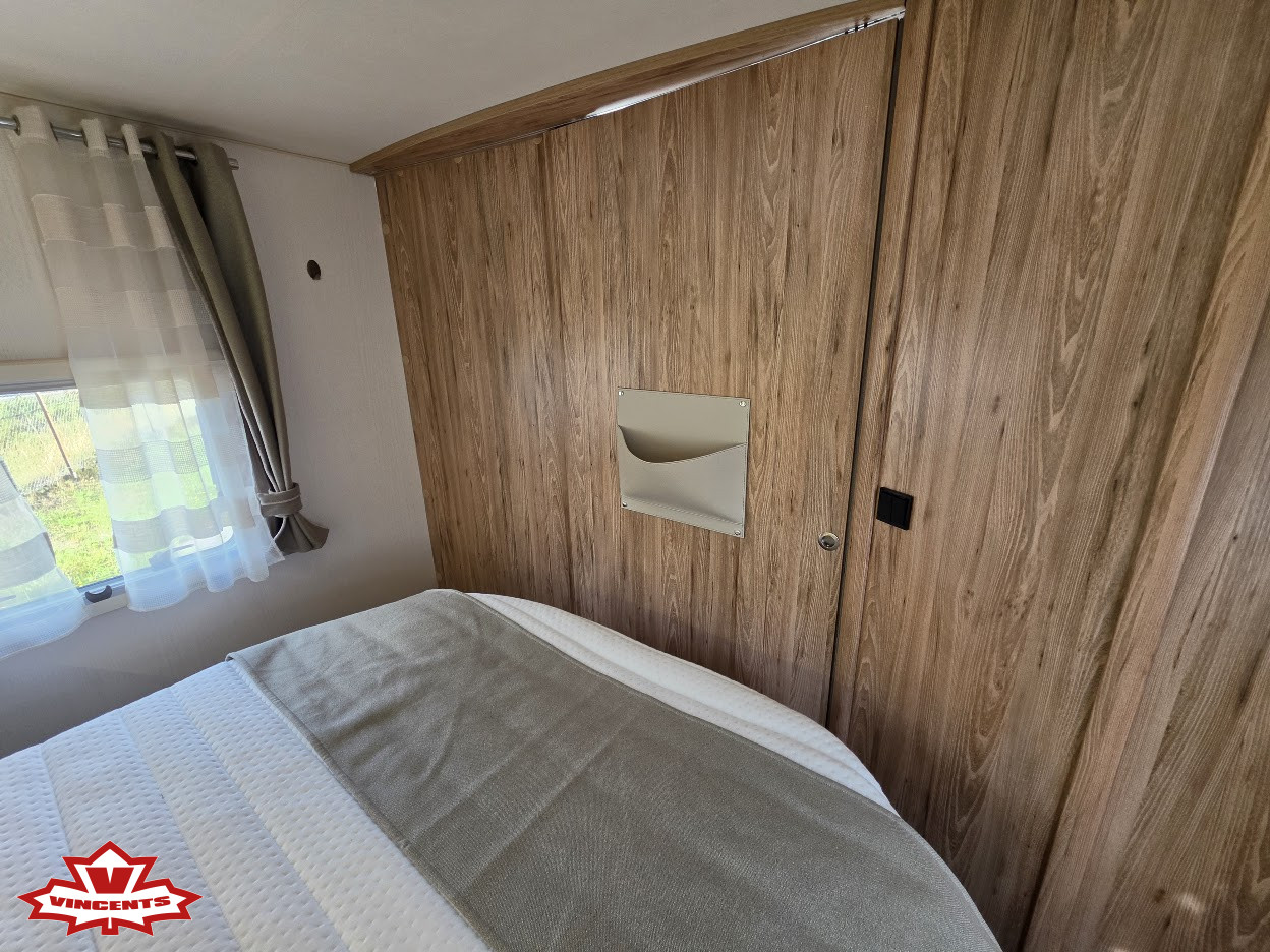 Pilote-P 746 C *Automat *ALDE *Queenbädd-(2020)-3344822