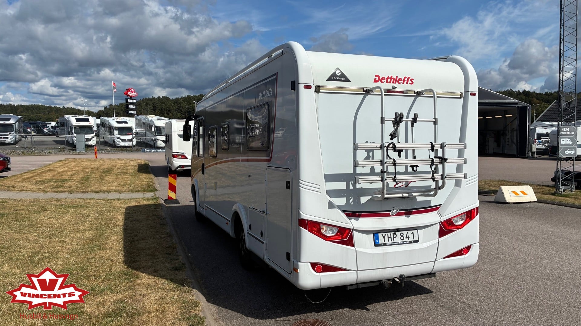 Dethleffs-GLOBEBUS GT-I 007 *Queensbädd *KOMMANDE-(2017)-3328565