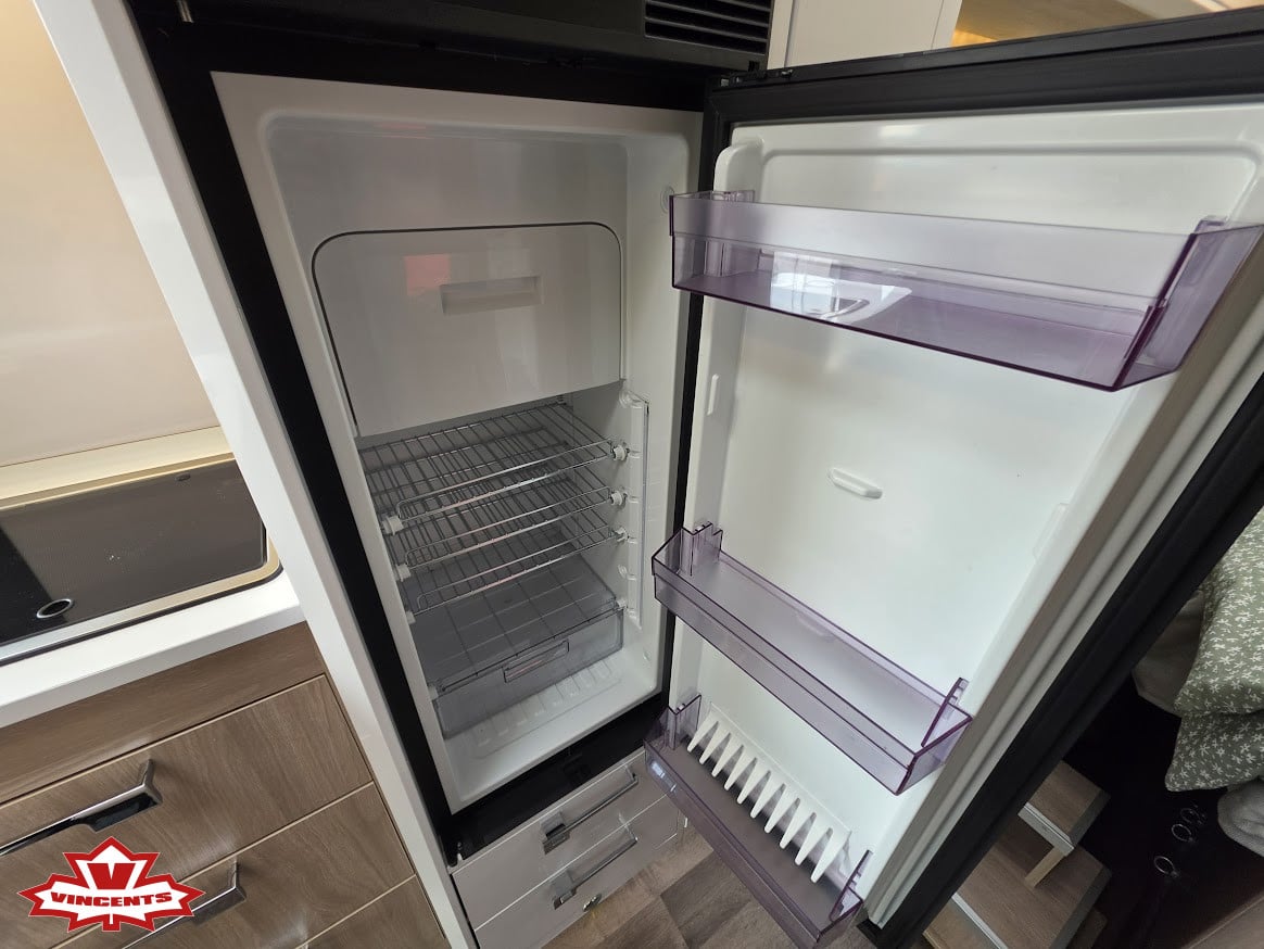KABE-TM CRV 690 LB *Automat *Litiumbatteri *Elektrisk markis-(2021)