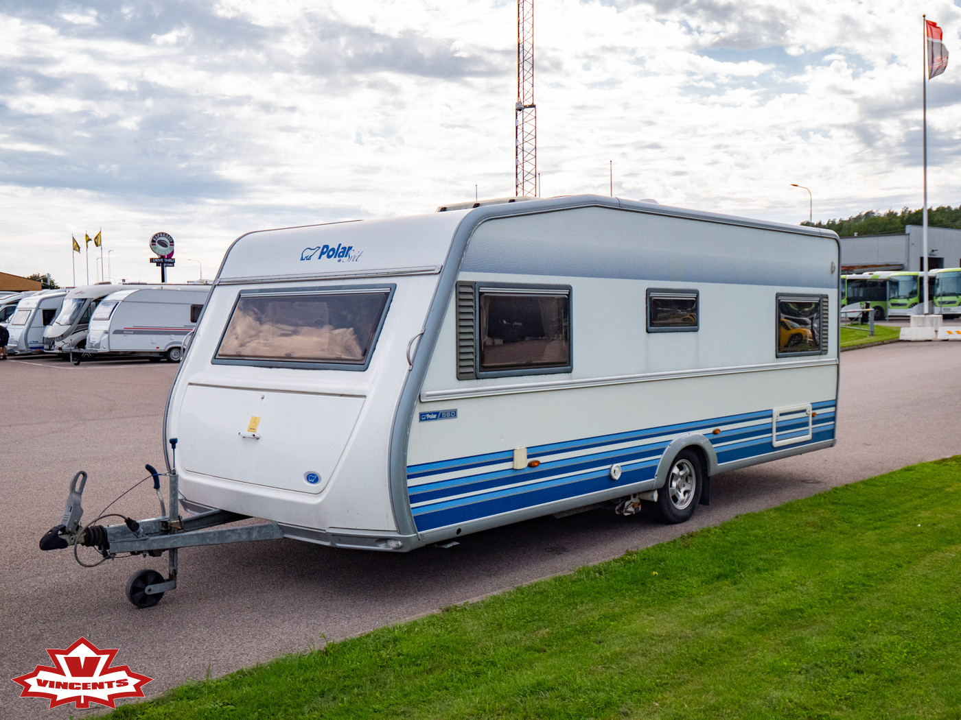 Polar-560 Svit CTV *Franskbädd *ALDE *AC-(2012)