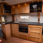 Polar-560 Svit CTV *Franskbädd *ALDE *AC-(2012)