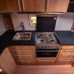 Polar-560 Svit CTV *Franskbädd *ALDE *AC-(2012)