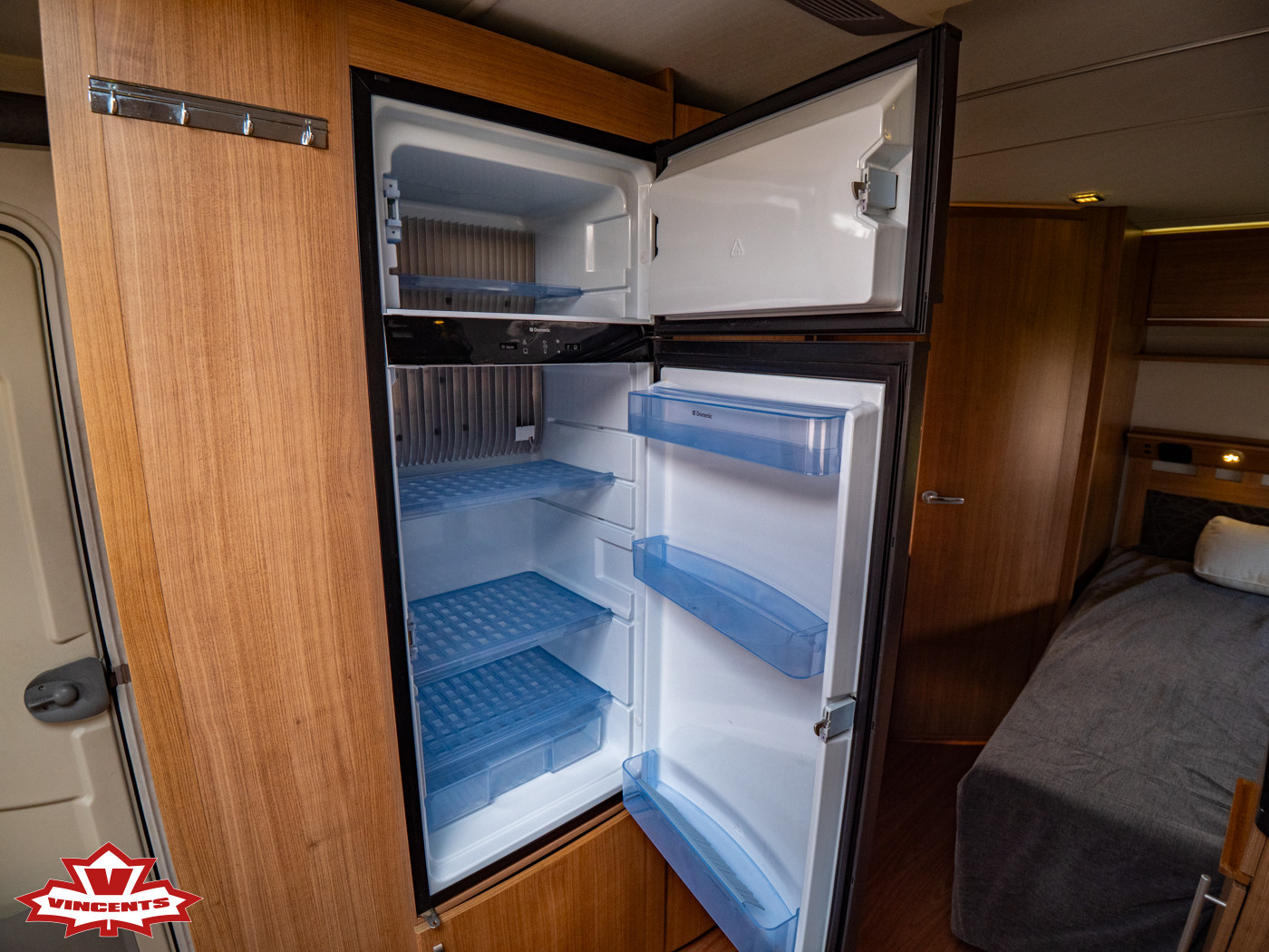 Polar-560 Svit CTV *Franskbädd *ALDE *AC-(2012)