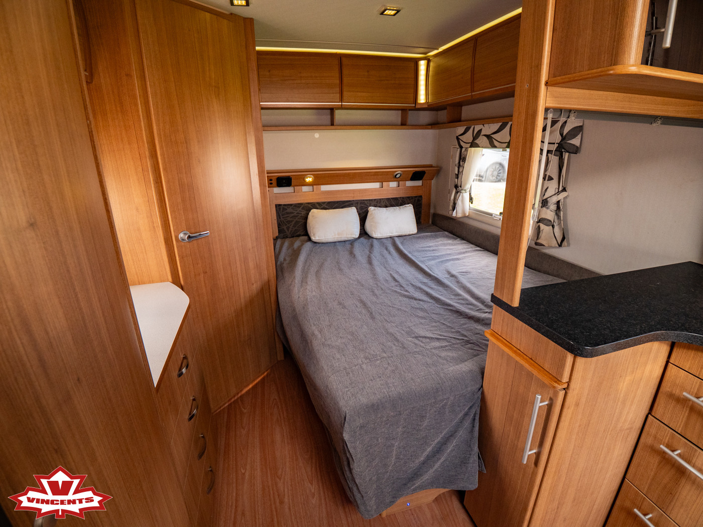 Polar-560 Svit CTV *Franskbädd *ALDE *AC-(2012)