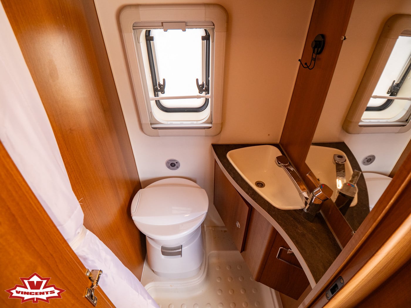 Knaus-Vantourer *KOMMANDE *Automat *Solcell *3500kg-(2019)