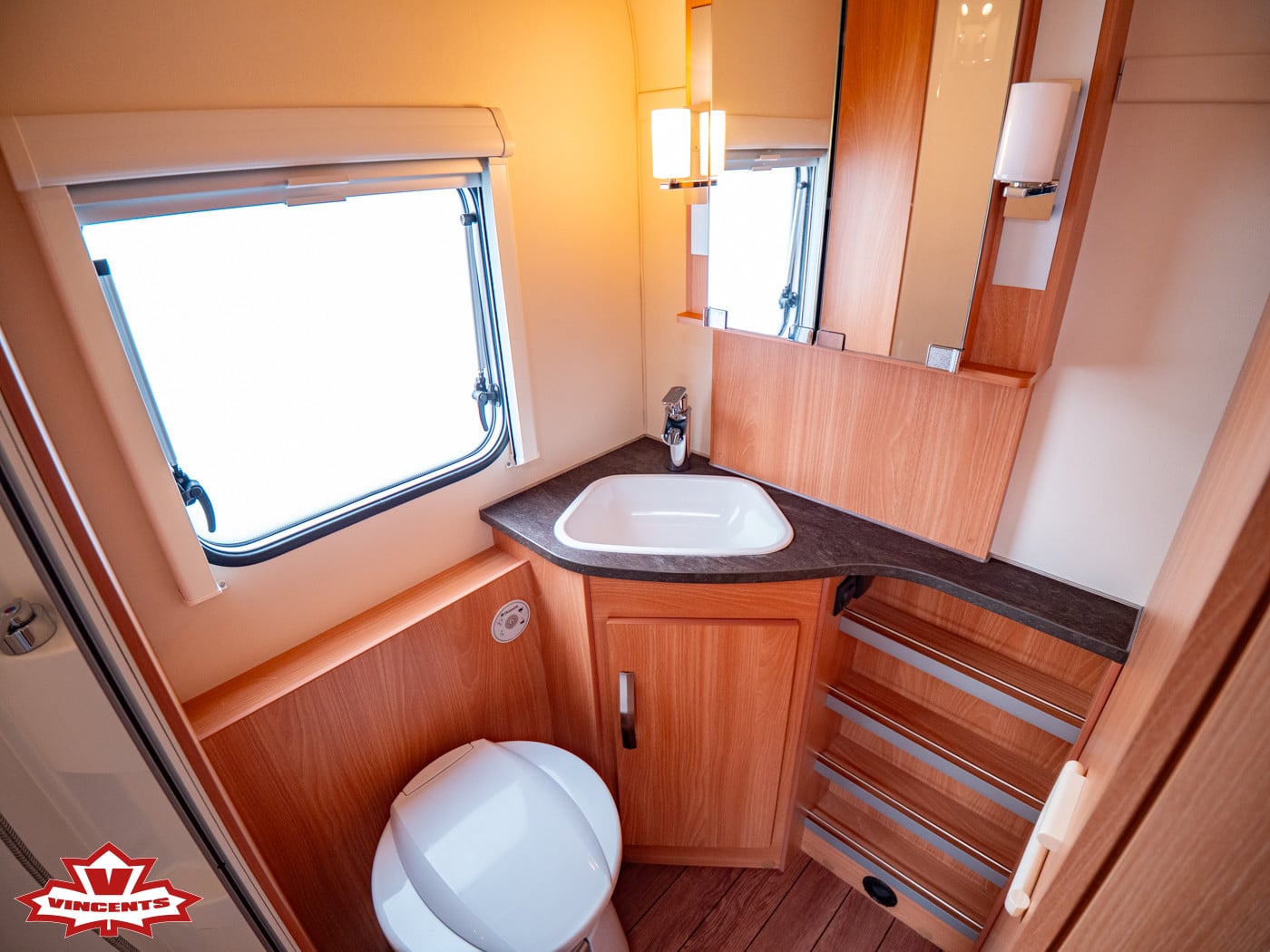 Knaus-Südwind 580 *Barnkammare-(2017)-3363879