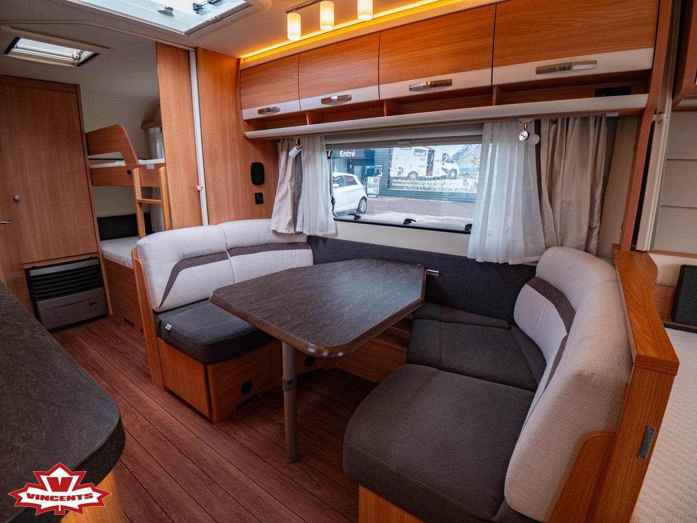Knaus-Südwind 580 *Barnkammare-(2017)-3363867