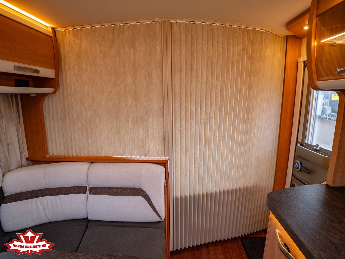 Knaus-Südwind 580 *Barnkammare-(2017)-3363873