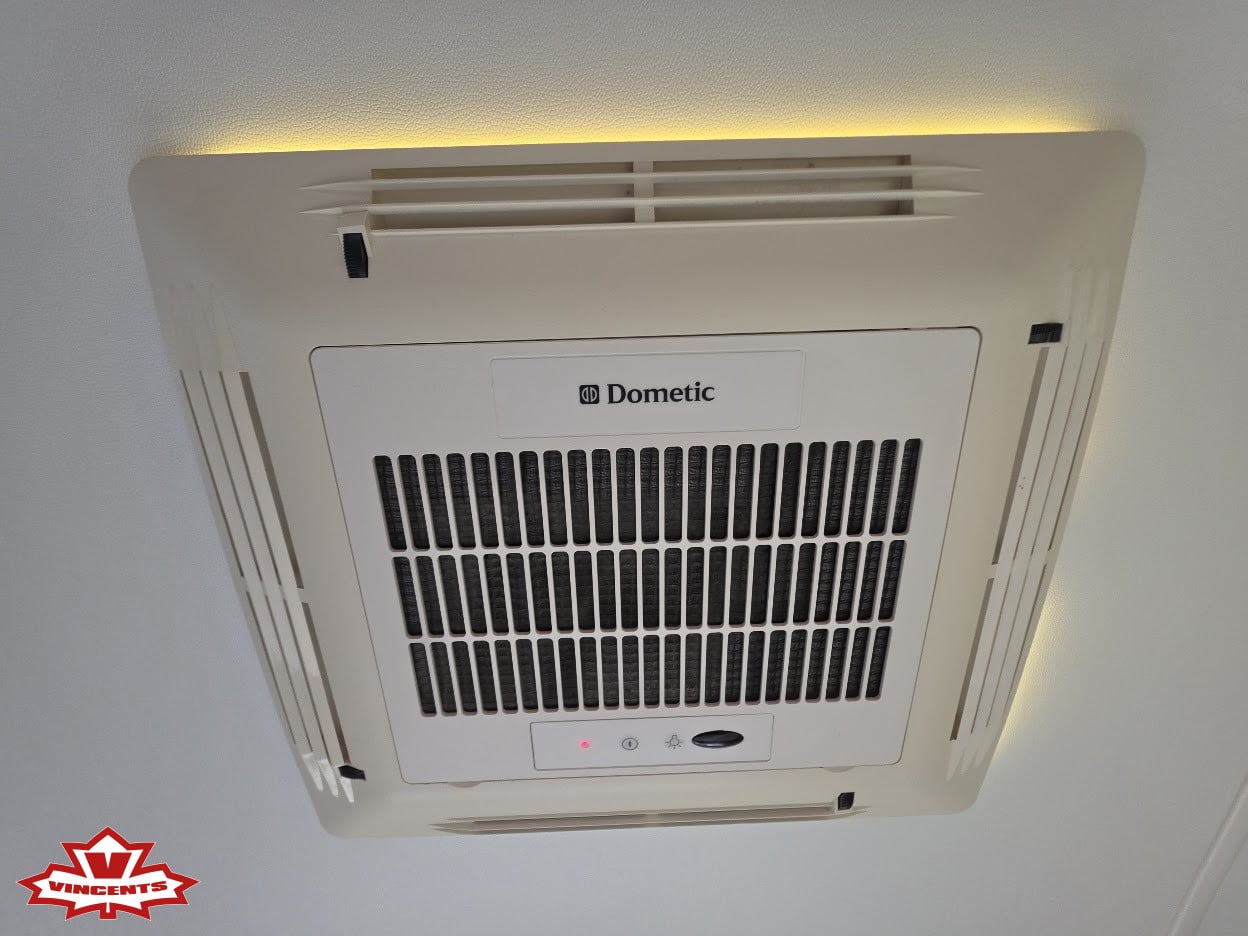 KABE-TM I 910 QB *Queenbed *AC bodel *KOMMANDE-(2015)