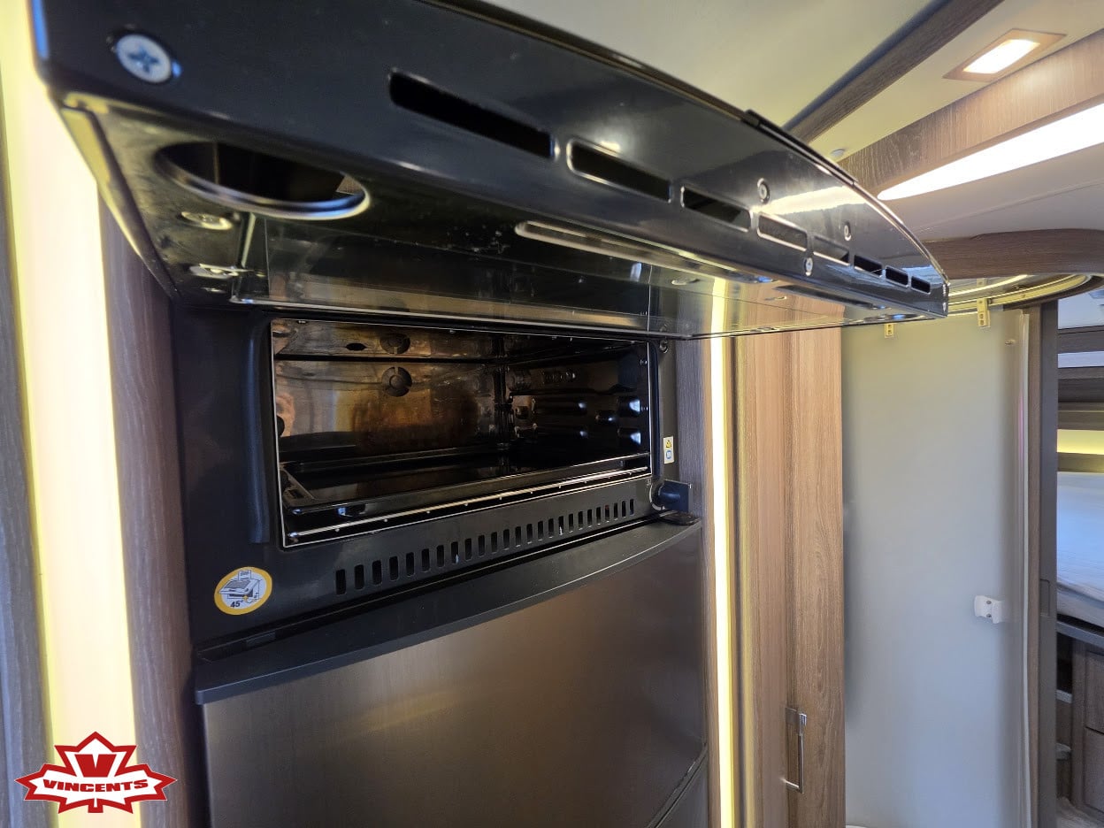 KABE-TM I 910 QB *Queenbed *AC bodel *KOMMANDE-(2015)