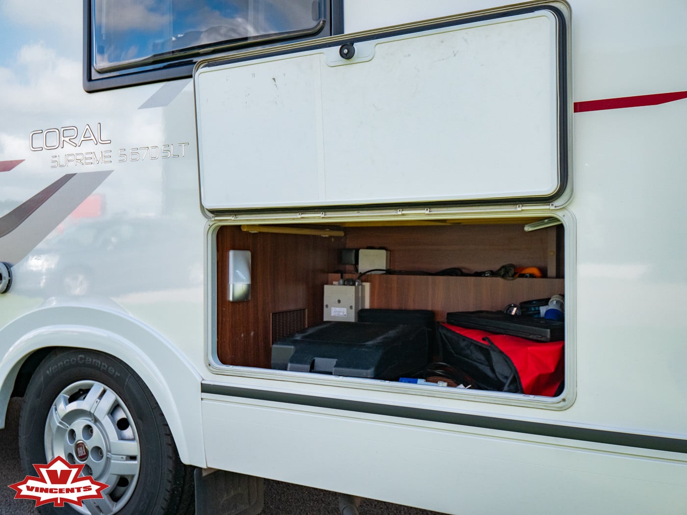 Adria-CORAL S 670 SLT *Solcell *Automat *KOMMANDE-(2014)
