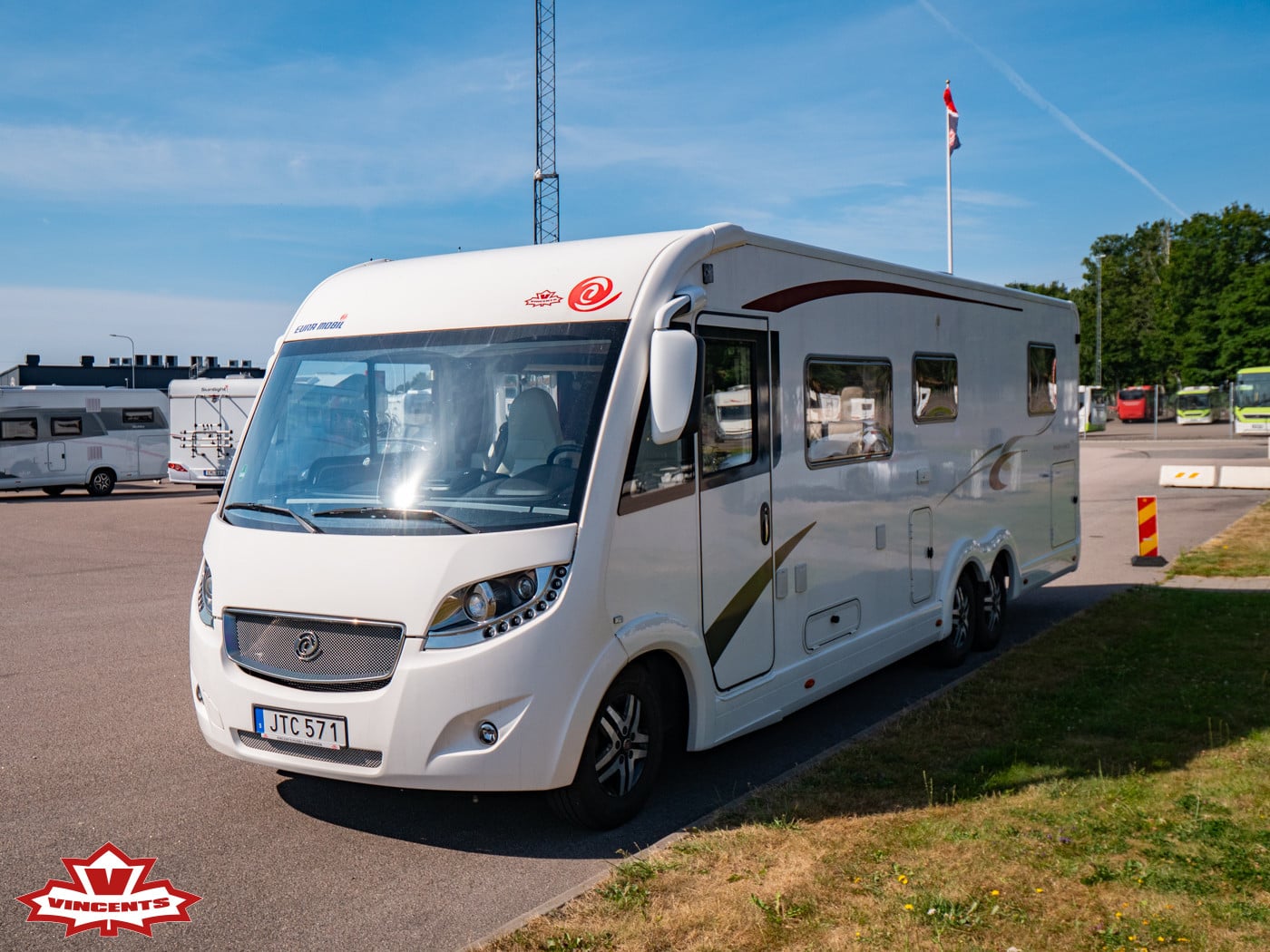 Eura Mobil-ILLS 850 QB *Queenbädd *KAMPANJ-(2016)-3385074
