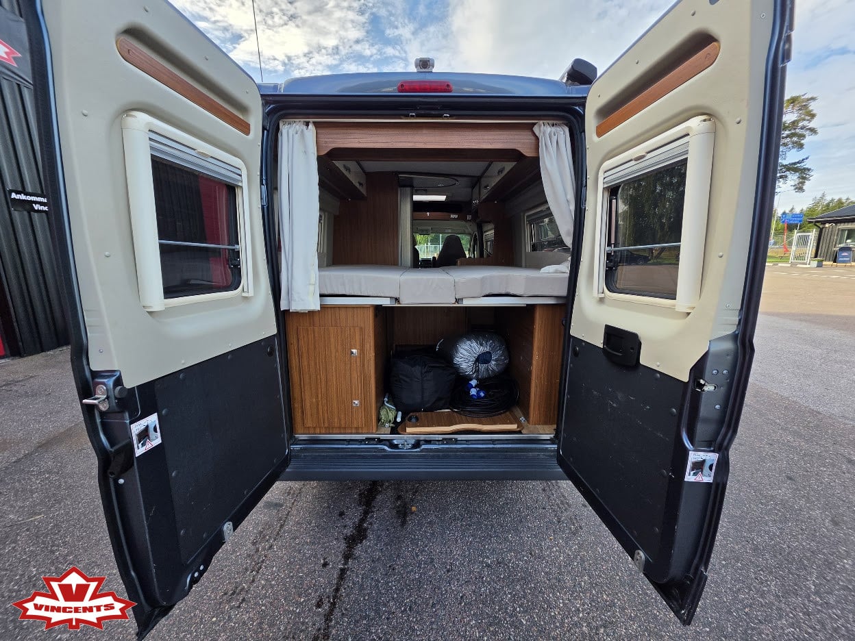 Pössl-Globecar *Automat *Markis *Långbädd-(2016)-3374631