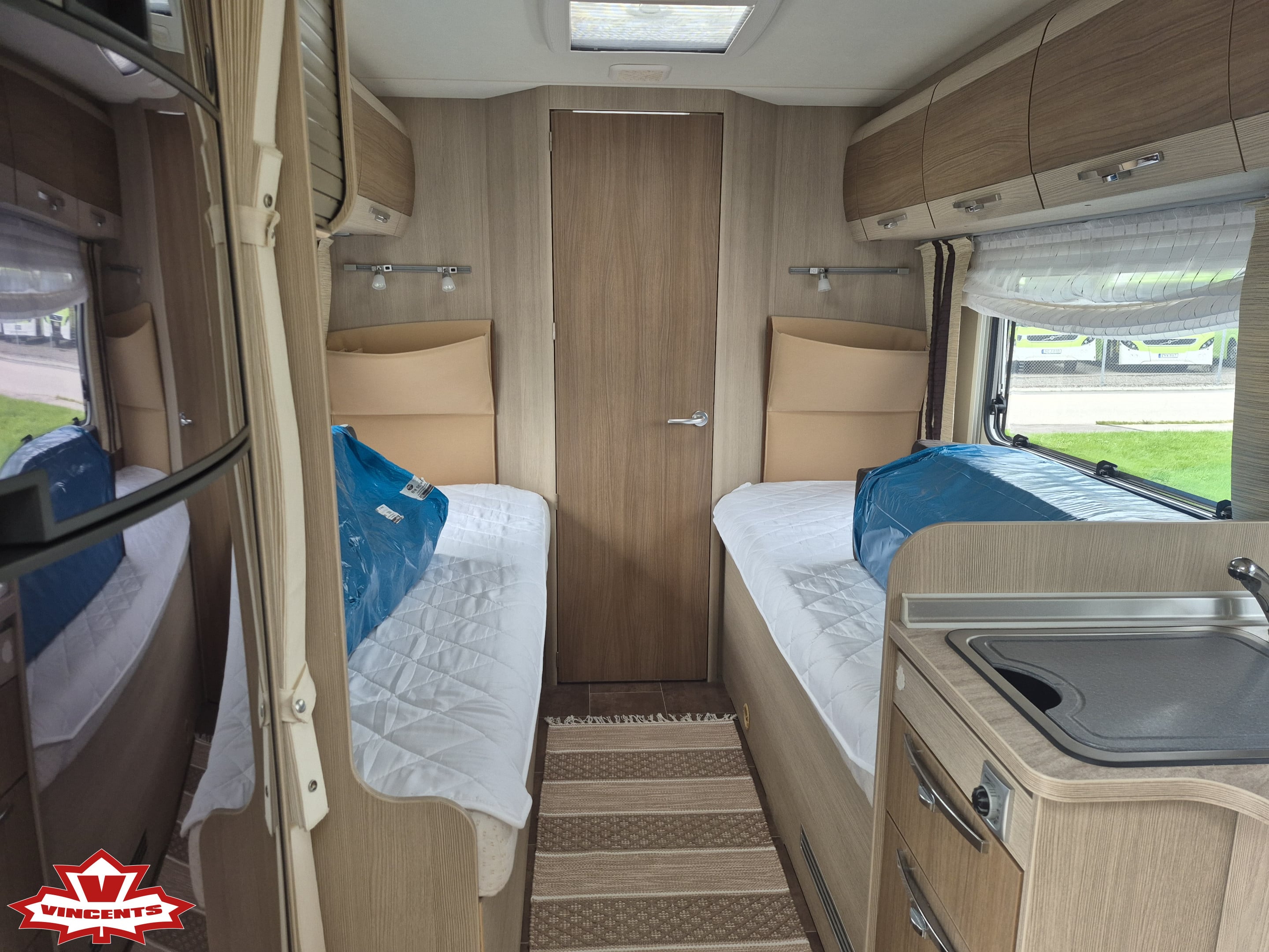 Bürstner-T 720 *Solcell *Truma *KOMMANDE-(2014)-3379847