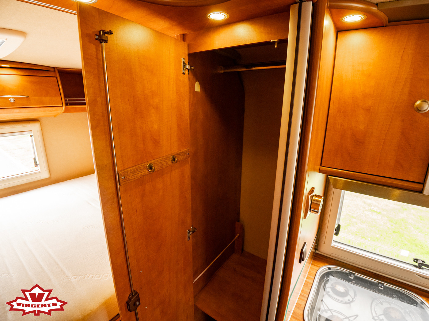 Carthago-CHIC C-LINE I 4.2 *Kamkedja *Solcell-(2009)-3392291