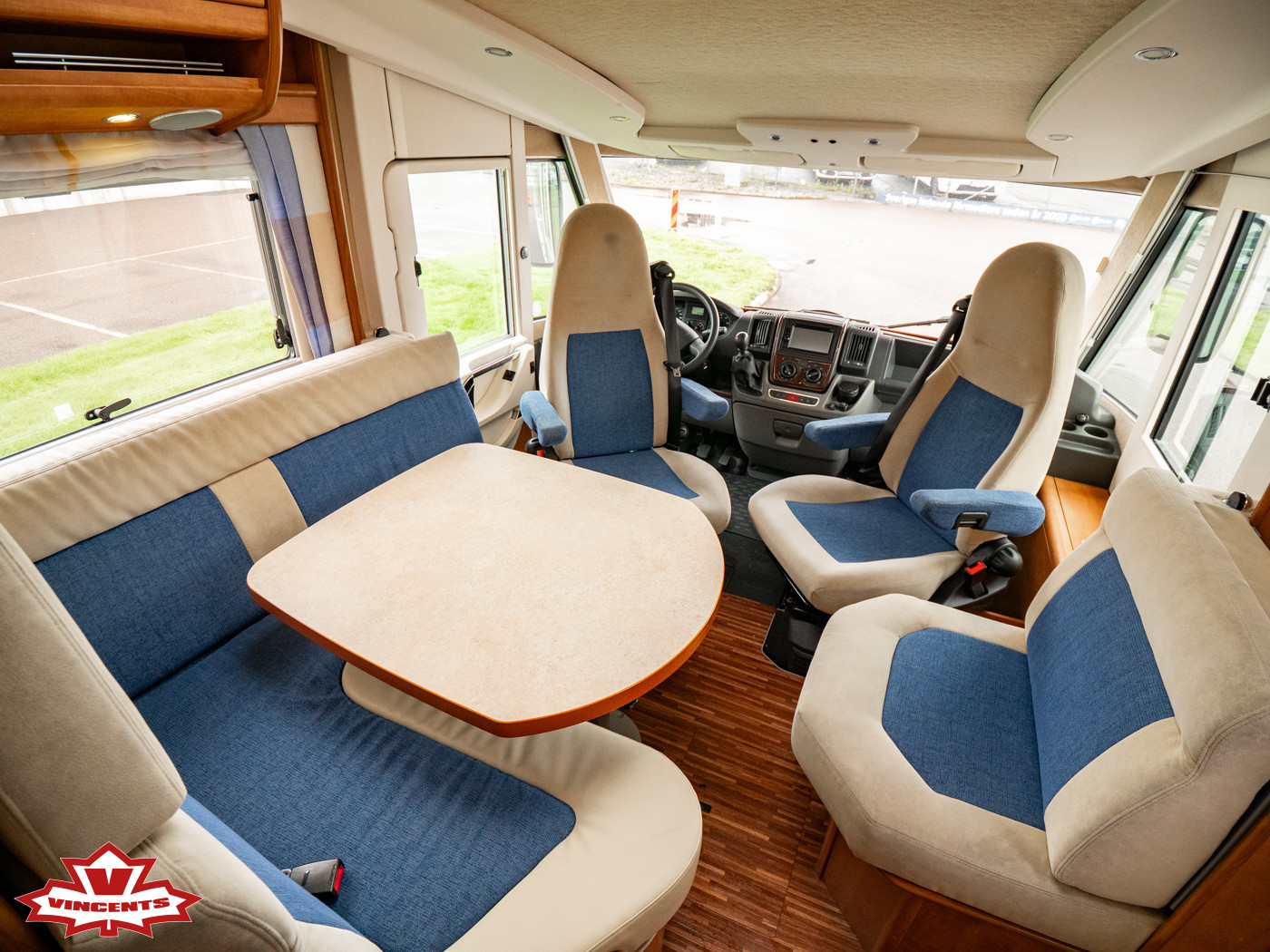 Carthago-CHIC C-LINE I 4.2 *Kamkedja *Solcell-(2009)-3392282