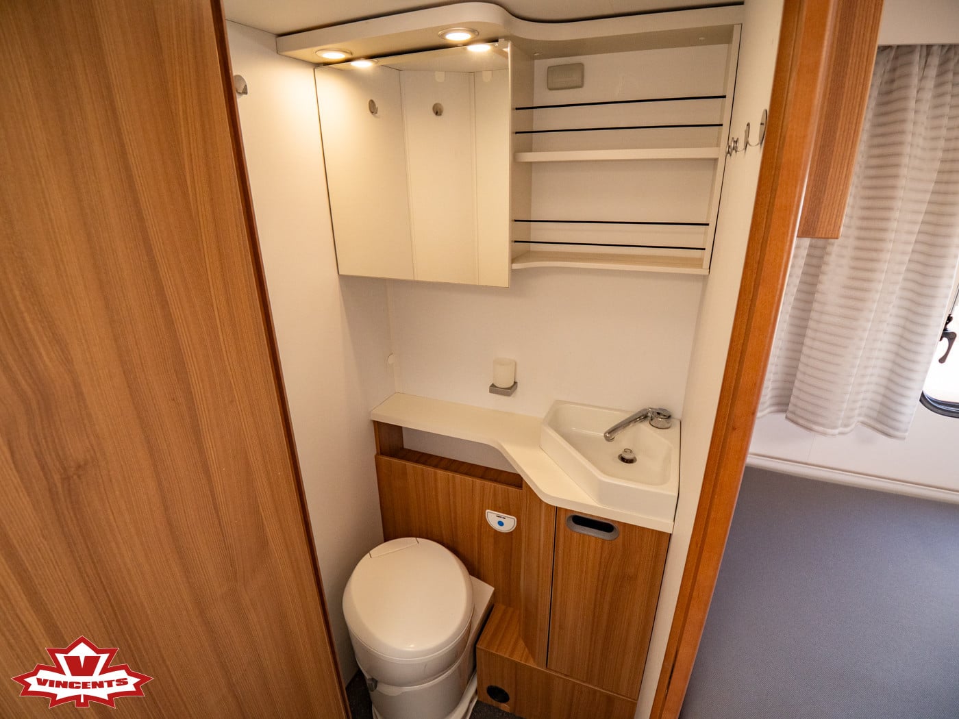 Sun Living-S-SERIES S 75 SL *Långbäddar *Taksäng-(2018)-3426634