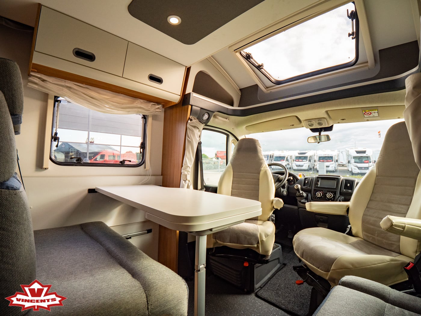 Sun Living-S-SERIES S 75 SL *Långbäddar *Taksäng-(2018)-3426618