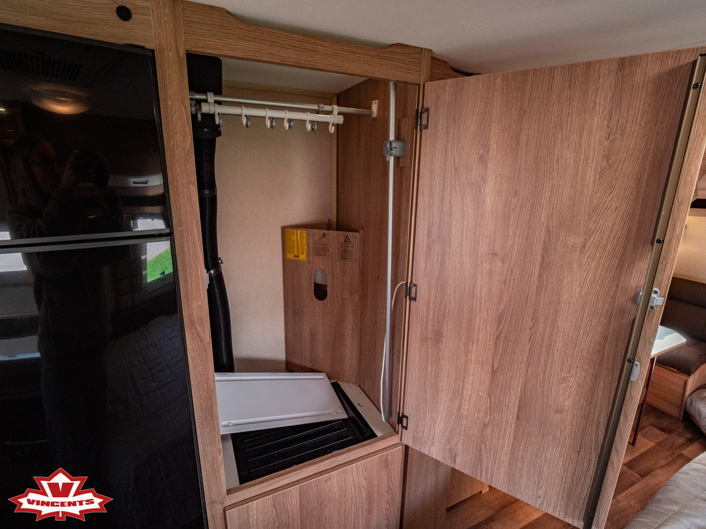 KABE-CLASSIC 660 GDL KS *3-våningssäng *AC *Förtält-(2016)-3411567