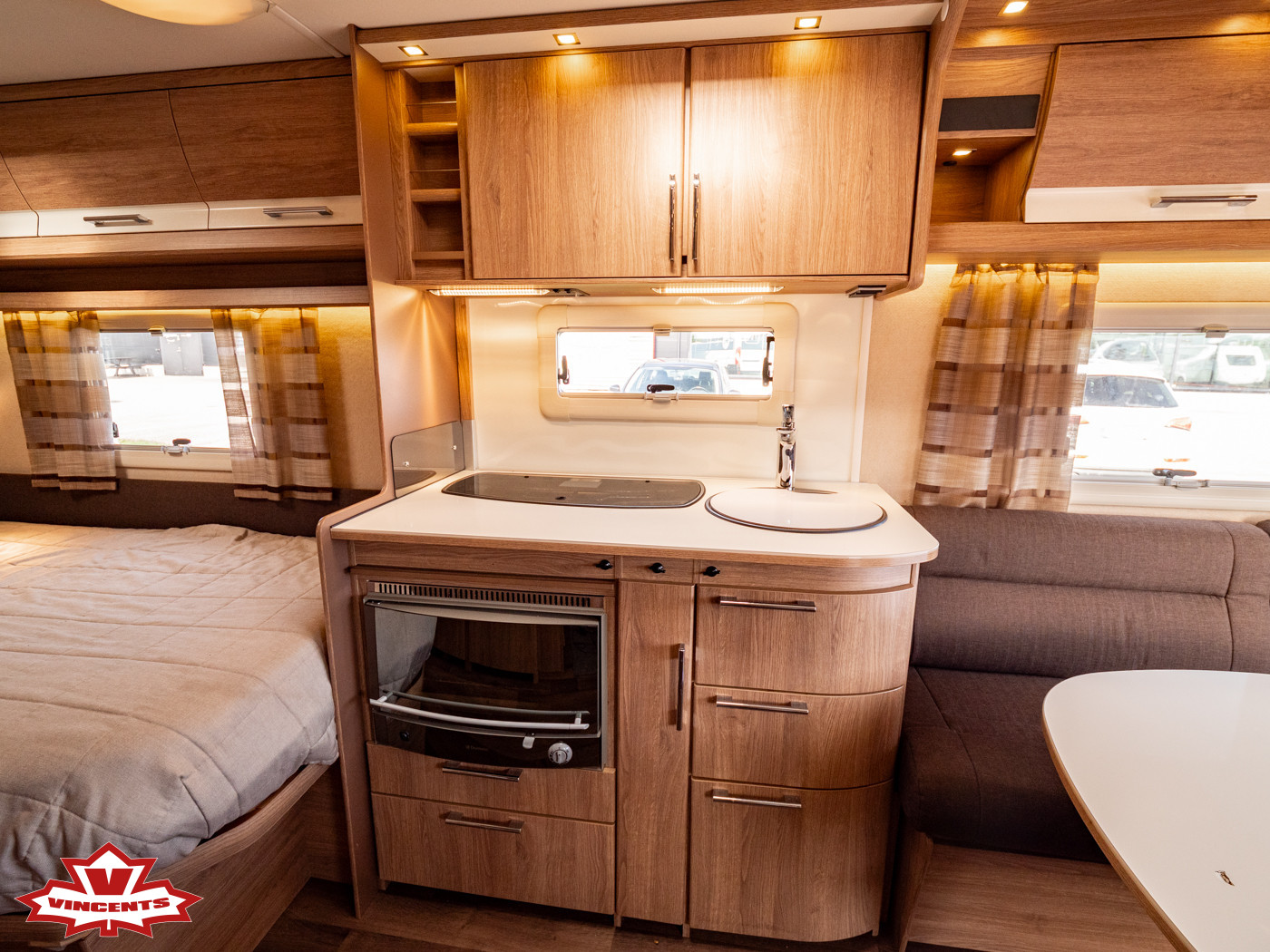 KABE-CLASSIC 660 GDL KS *3-våningssäng *AC *Förtält-(2016)-3411554