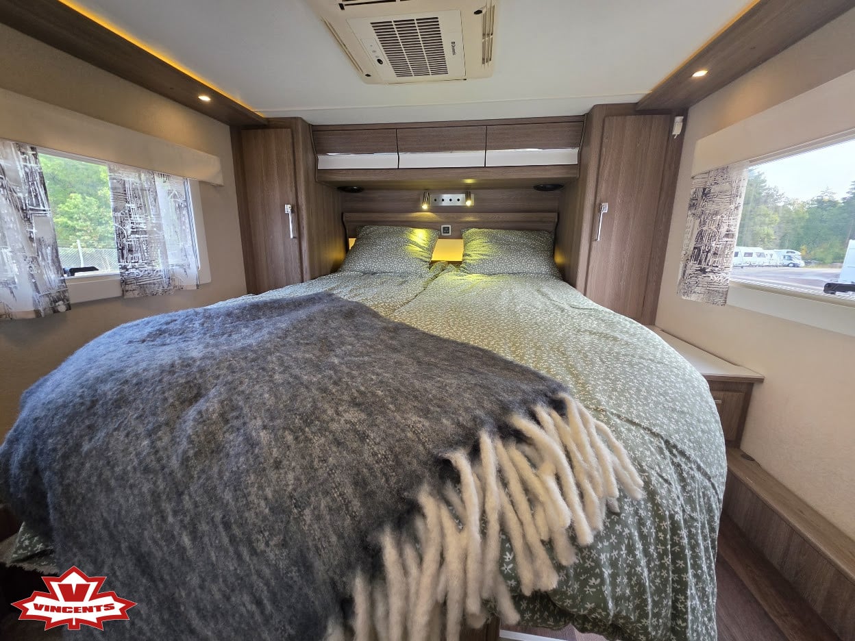 KABE-TM I 910 QB *Queenbed *AC bodel-(2015)